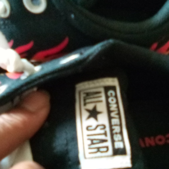 Converse - Picture 3 of 5